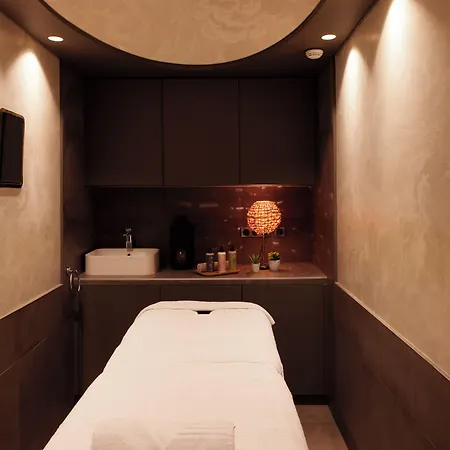 Eden Hotel 4*